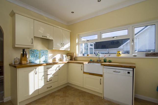 2, Minehead Avenue, Sully photo 3