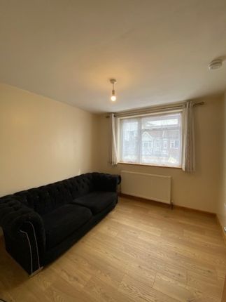 Thumbnail Flat to rent in Roxborough Avenue, Harrow, Middlesex