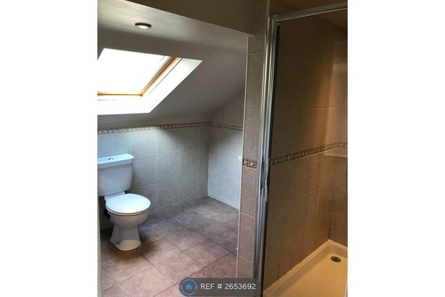 En Suite To Bedroom 5