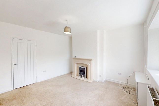 12 Snydale Close, Bolton photo 3