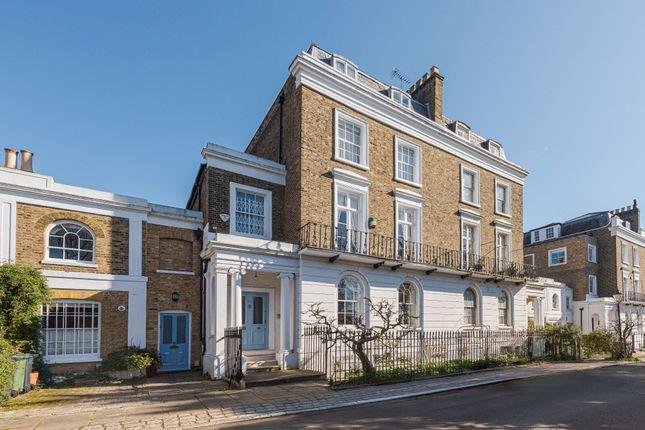 Thumbnail Detached house for sale in Crescent Grove, London