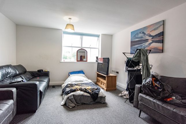 Flat 5, Taylors Hill, Crossley Street, Ripley photo 4