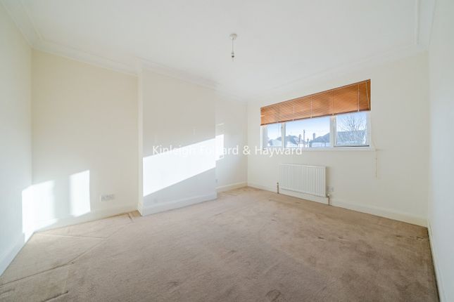 5, East Close, Barnet photo 2