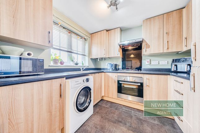 Wakefield Way, Alcester photo 5