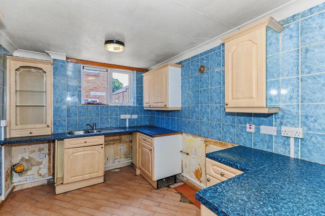 11 Swale Path, Bedford photo 4