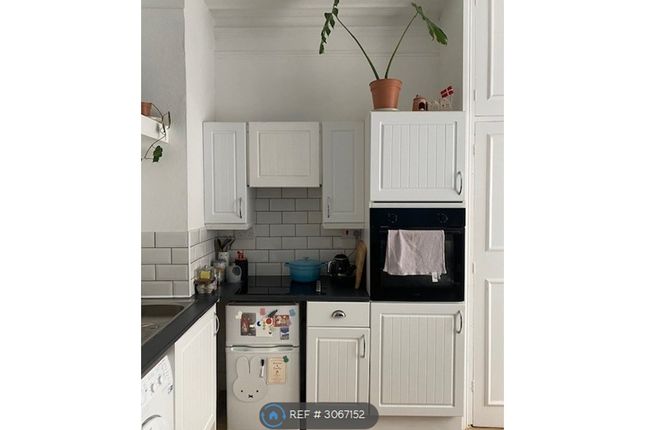 Flat, Grenfell Road, Maidenhead photo 4