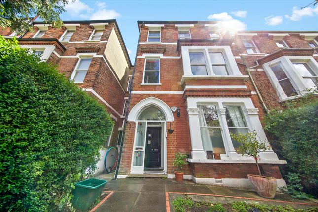 Flat to rent in Blythwood Road, London