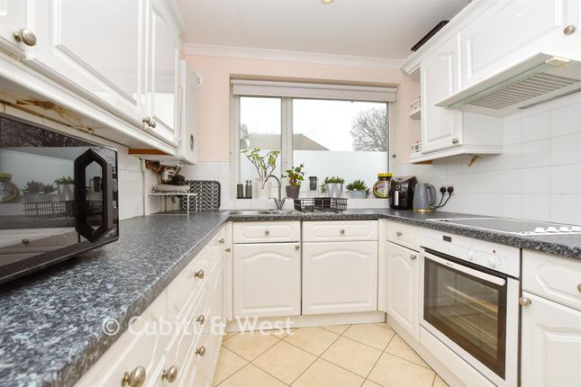 2-bed flat on 51, Courtlands Crescent, Banstead, £400,000