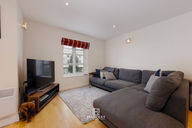 Flat for sale in William Thomas House, Willes Road, Leamington Spa