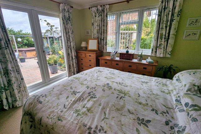 17, Windsor Drive, Shanklin photo 4