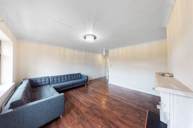 3, Surrey Water Road, London photo 2