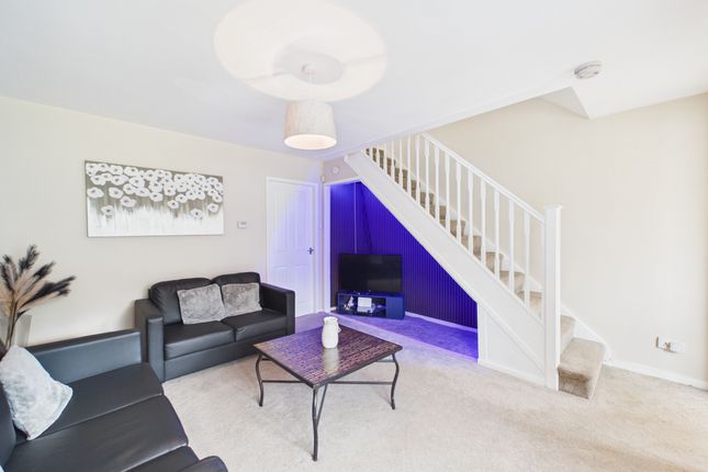 2 Orchard Grove, Coatbridge photo 4