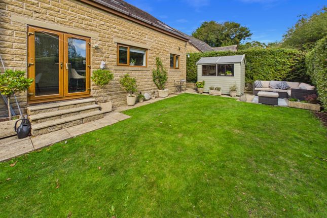 8, Greenwood Fold, Bradford photo 4