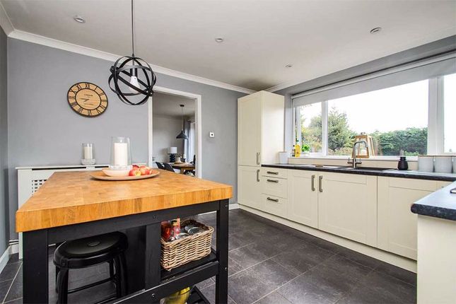 8, Rose Lane, Burntwood photo 4