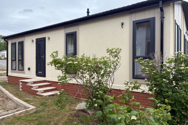 2-bed caravan on 81, Blueleighs Residential Park, Chalk Hill Lane, Ipswich, £174,995