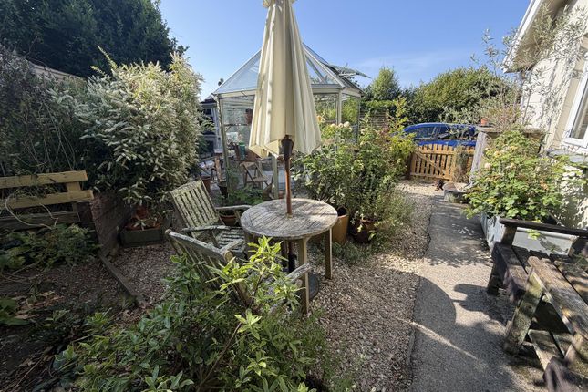 8, Reeds Park, Lostwithiel photo 4