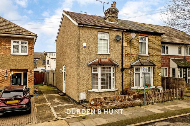 2-bed house on 3 Clifton Road, Hornchurch, £415,000