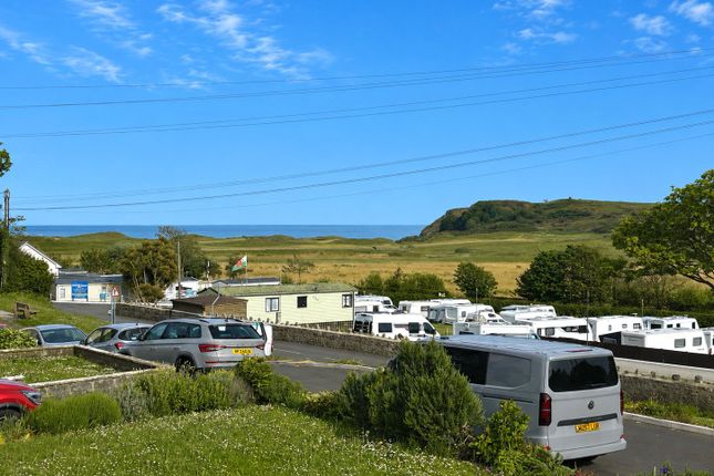 3, Alma Close, Tenby photo 3