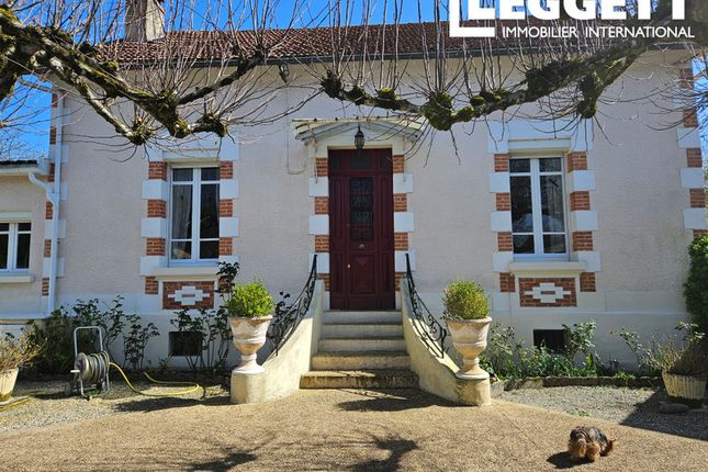 Thumbnail Villa for sale in Sarliac-Sur-L'isle, Dordogne, Nouvelle-Aquitaine
