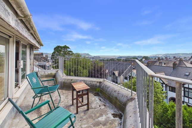 9 Woodside, Plymouth photo 2