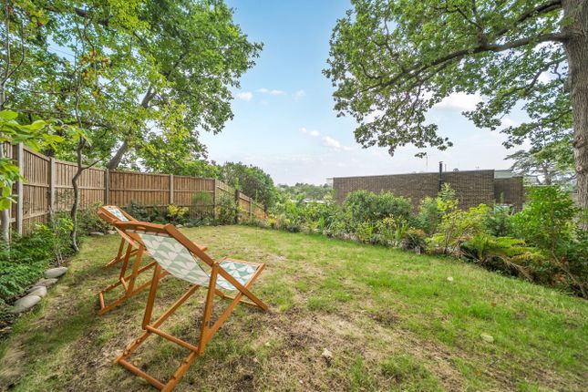 18, Greatwood, Chislehurst photo 4