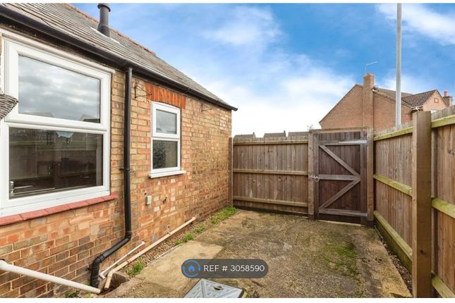 Wype Road, Eastrea Whittlesey, Peterborough photo 2
