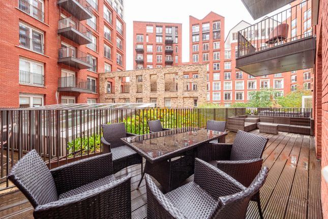 Flat 1, 6, Exchange Gardens, London photo 4