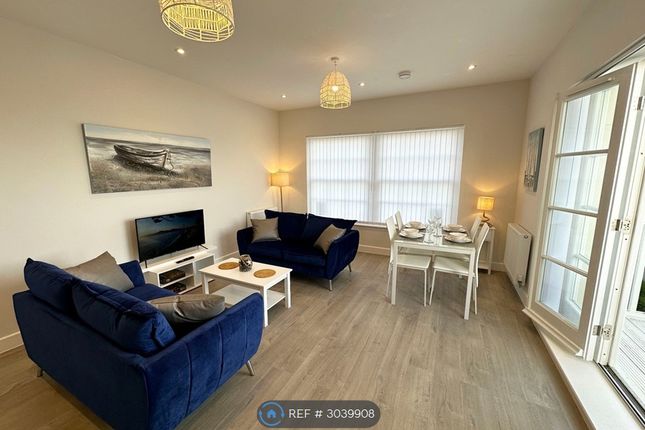 Apartment, The Sands A High Street, Dymchurch, Romney Marsh photo 2