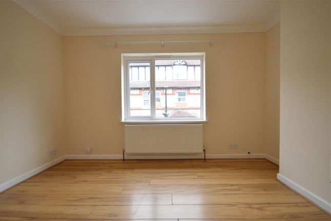 20, Bowling Green Avenue, Northampton photo 4