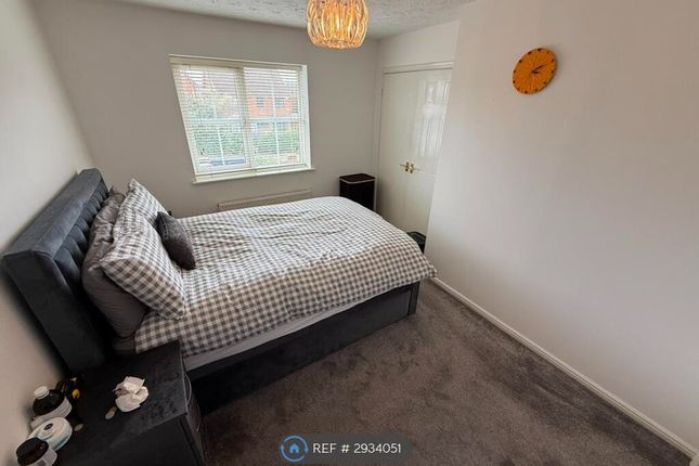Primrose Drive, Branston, Burton-On-Trent photo 5