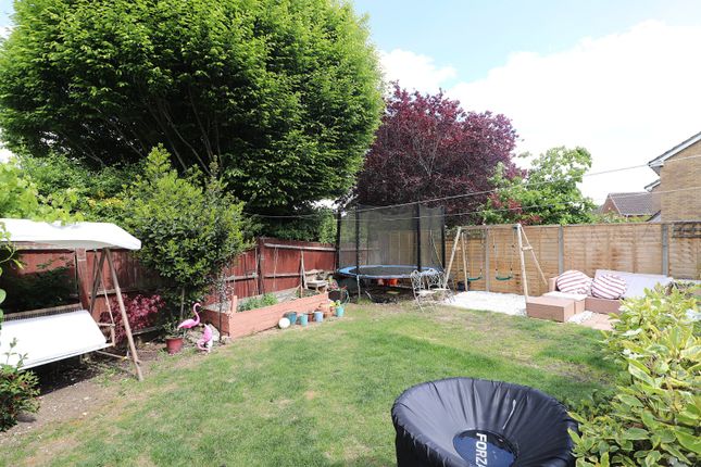 2, Minerva Close, Hertfordshire photo 5