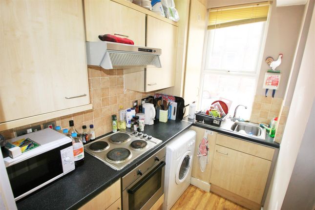 Harold Grove, Leeds photo 3
