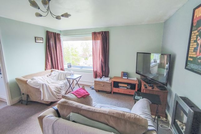 53, Pentland Court, Chester-Le-Street photo 2