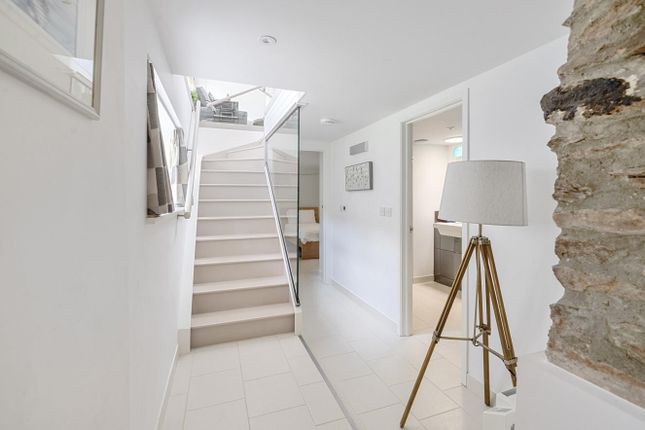 2, Church Walk, Dulverton photo 2