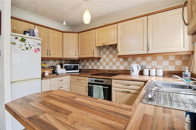 8, Handley Road, Cardiff photo 2