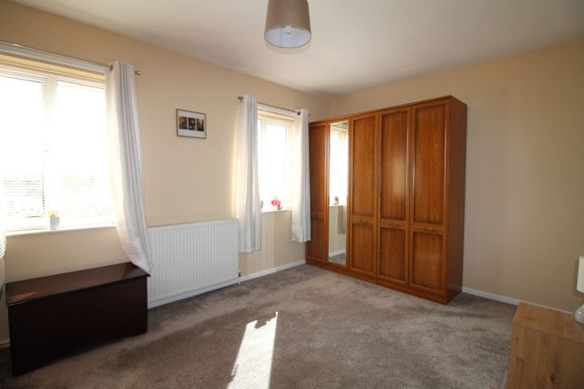 Terraced house for sale in Winterfold Close, Kidderminster