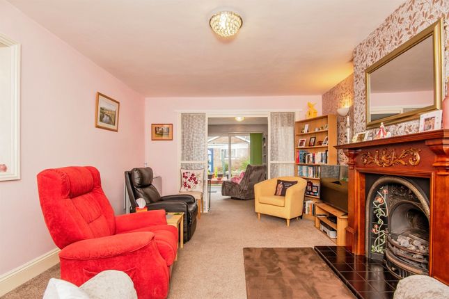41, Meadway, Malvern photo 4