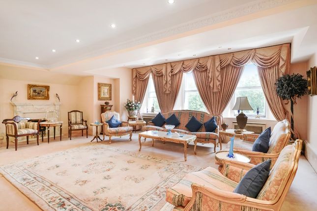 Flat for sale in Blenheim Court, Lancaster Gate, Bayswater