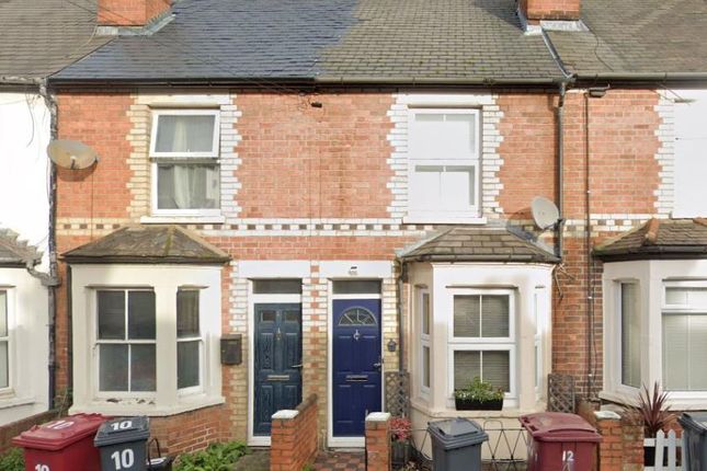 Terraced house to rent in Hart Street, Reading
