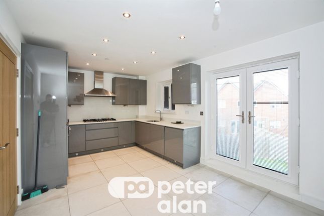 5, Austenite Way, NEWPORT photo 2