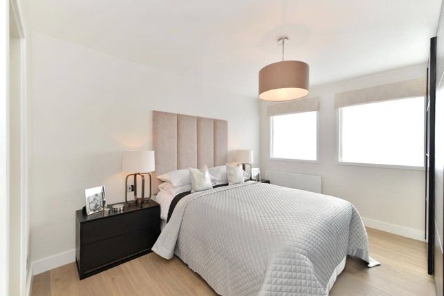 Flat 25a,, Milford House, Marylebone photo 3