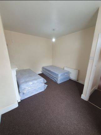 2-bed flat on 20, Park View Road, London, £385,000