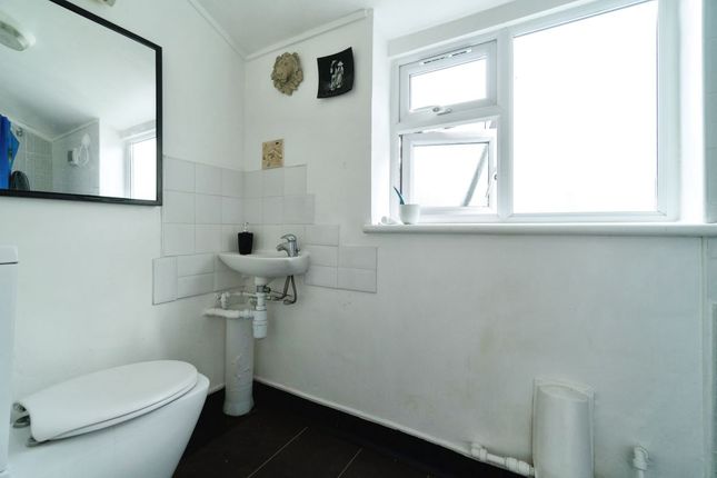 Terraced house for sale in 31 St. Saviours Road, Croydon, Surrey