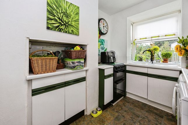 272, Faversham Road, Ashford photo 4