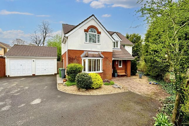 Detached house for sale in Charlock Close, Thornhill