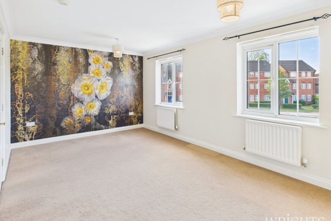 4, Bluebell Way, Hatfield photo 4