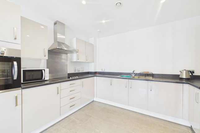 Flat 13, Atlas Place, Chatham photo 3