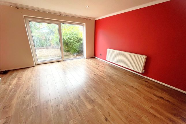 44, Lambton Close, Derbyshire photo 2