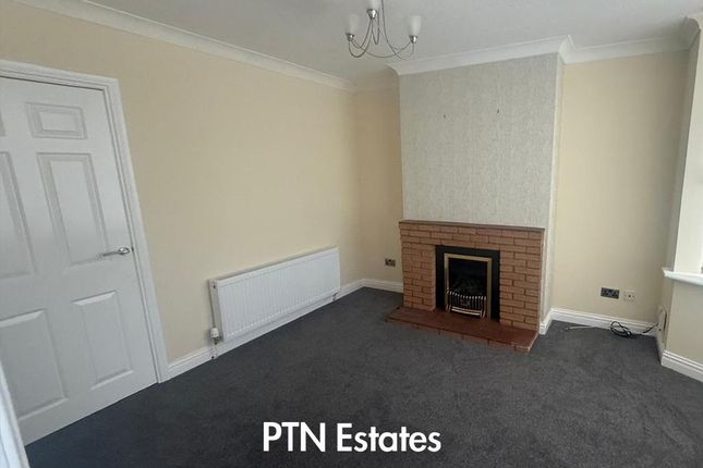 37, Swan Street, Brierley Hill photo 3