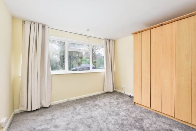 8 Lindiswara Court Watford Road, Rickmansworth photo 4